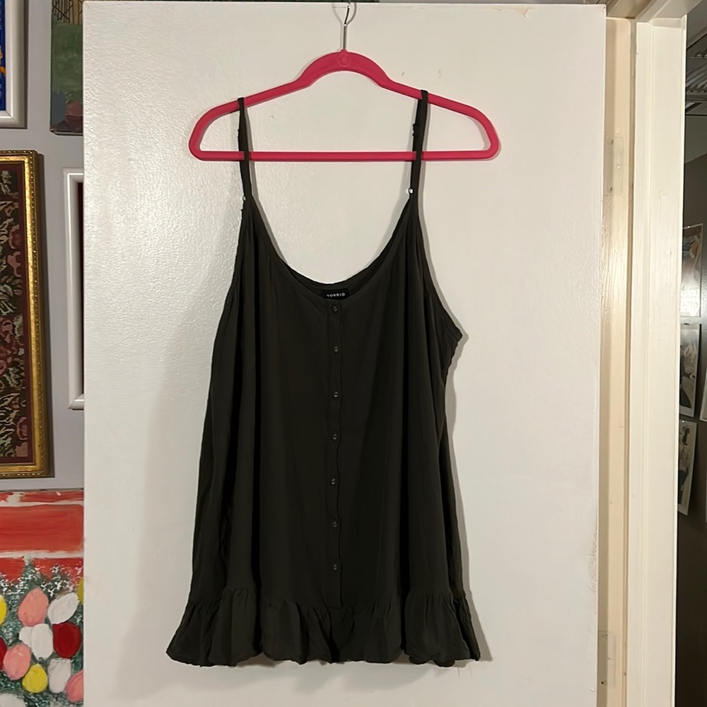 Torrid green 100% rayon sleeveless top